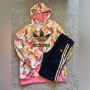 New kids Adidas outfit xl youth